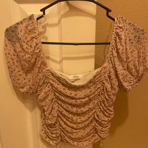 white/rose off the shoulders crop top, super cute!